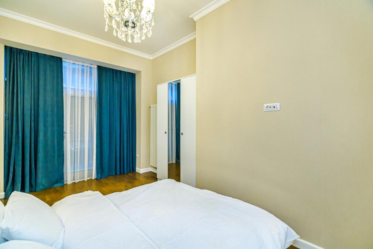 Luxary Apartments Hillton Баку Экстерьер фото